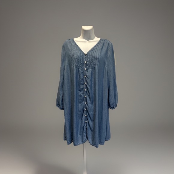 Old Navy Dresses & Skirts - Old Navy Women's Chambray‎ Denim Button Front Midi Dress Size Medium